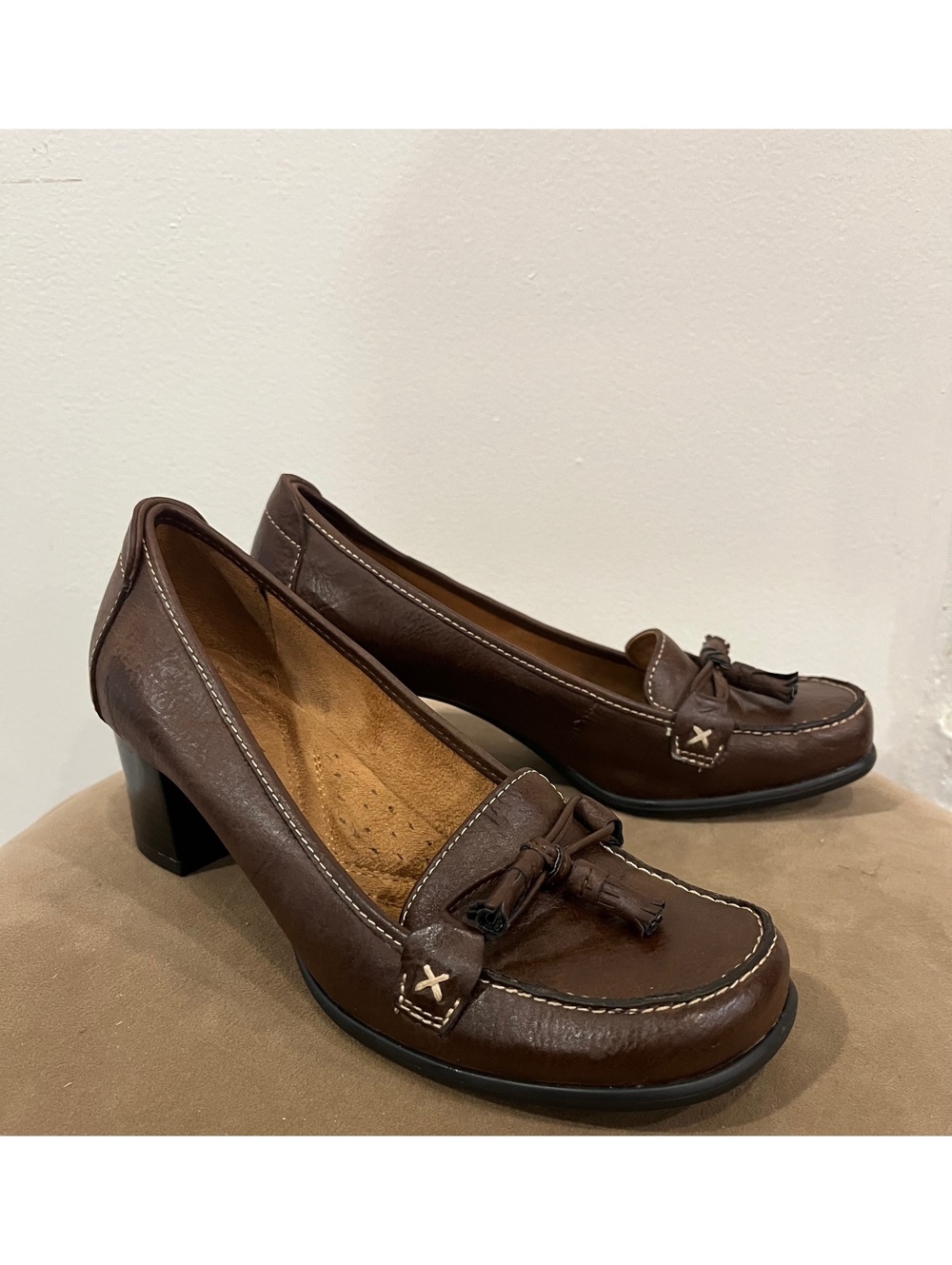 Brown Tassel Loafer Heels y2k 90’s Naturalizers